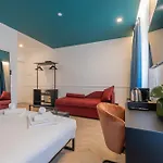 Guest house Maria Cristina Boutique 4*